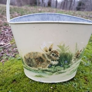 VINTAGE STYLE Painted Rabbit Bucket